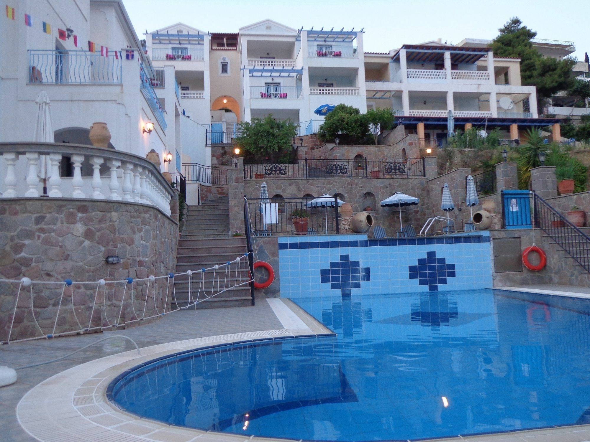 Ktm Sunny Villas Pórosz Kültér fotó